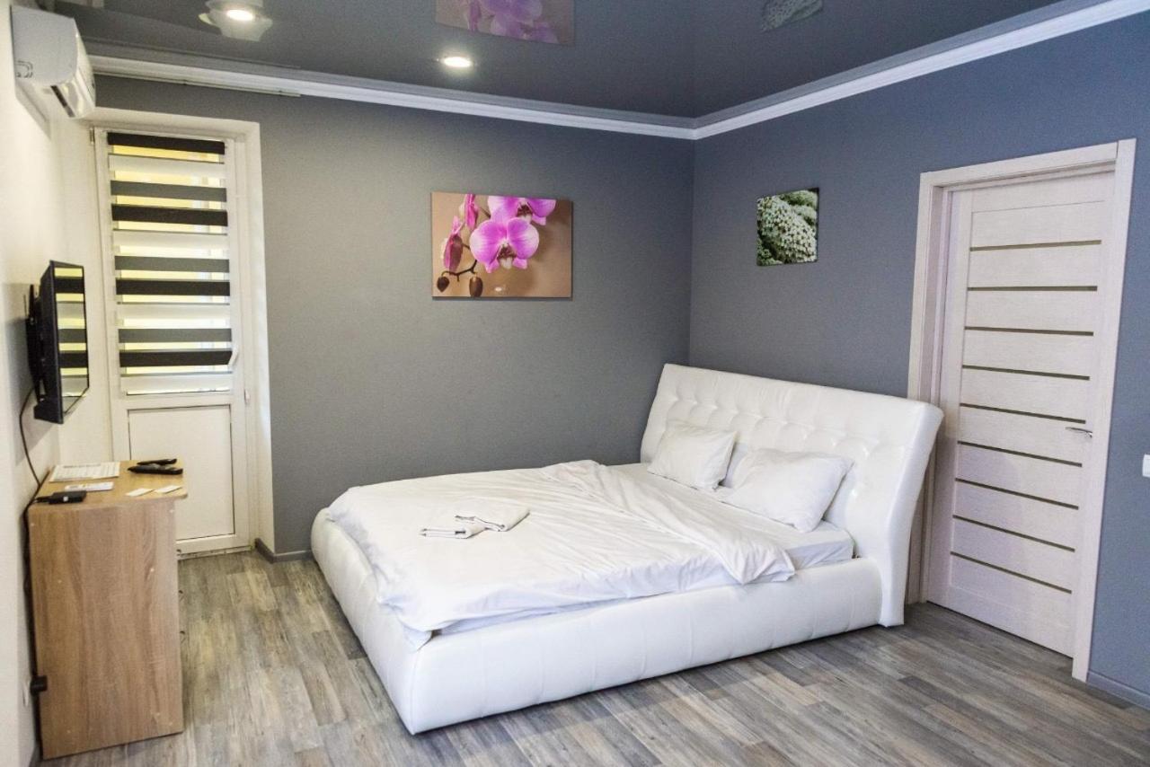 Cozy Apartment In A New Building Close To The Downtown Kyiv Exterior foto
