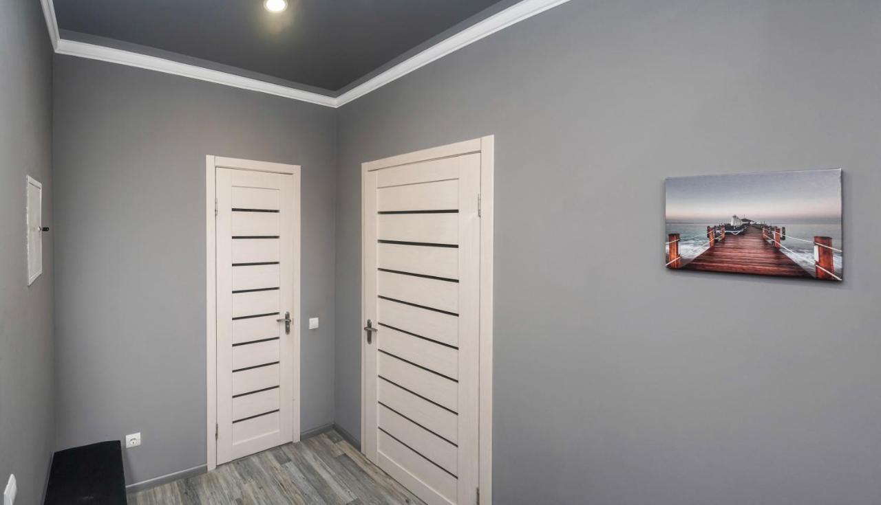Cozy Apartment In A New Building Close To The Downtown Kyiv Exterior foto